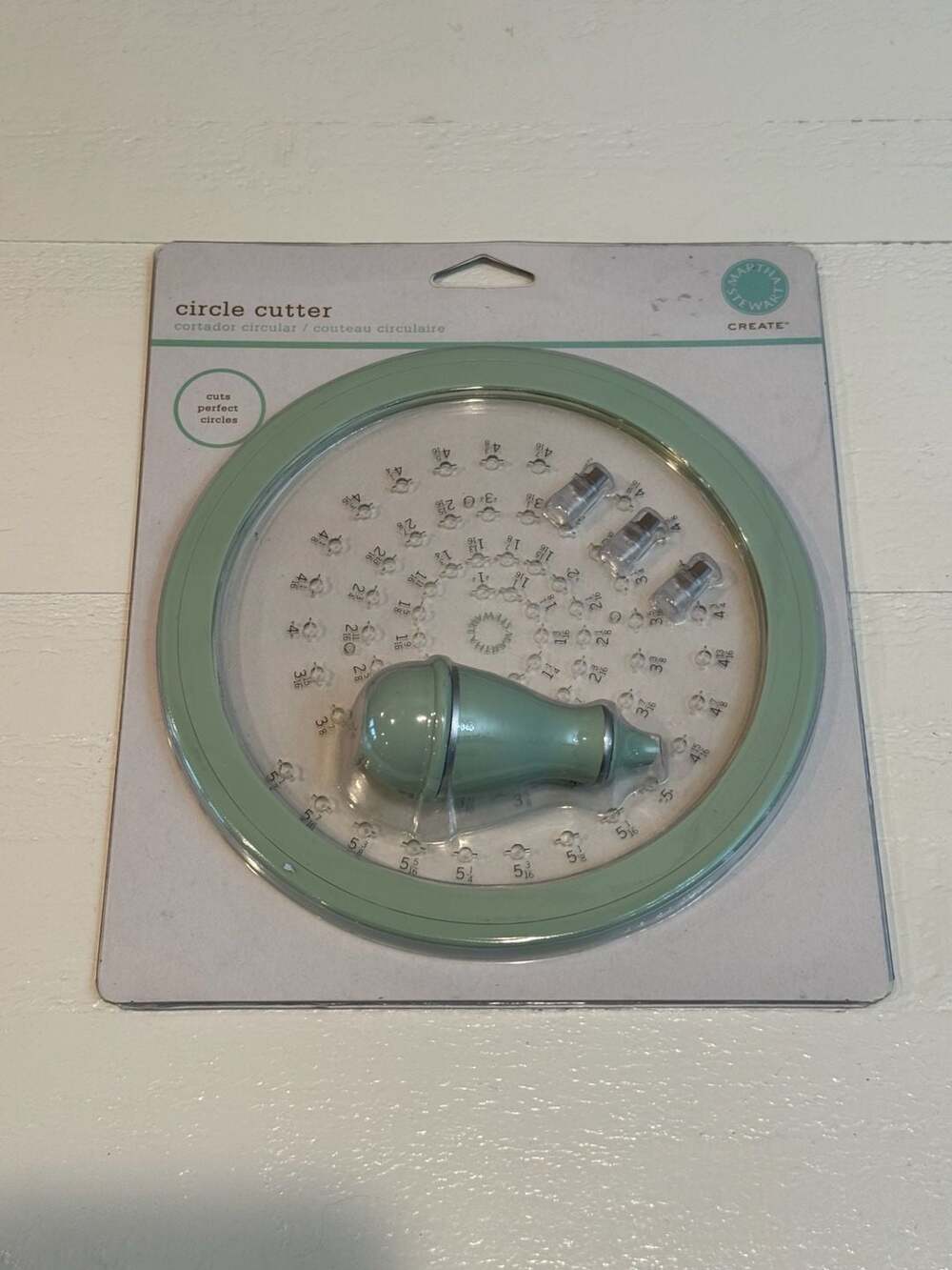 Martha Stewart Crafts Circle Cutter NEW